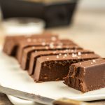 Fudge de chocolate y avellanas